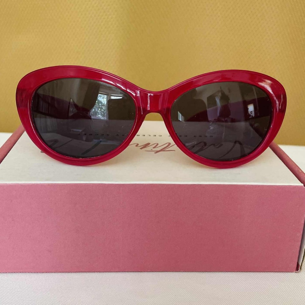 Purple Pink Cat Eye Sunglasses | Retro Vintage Y2K Statement Shades | Bold Glam